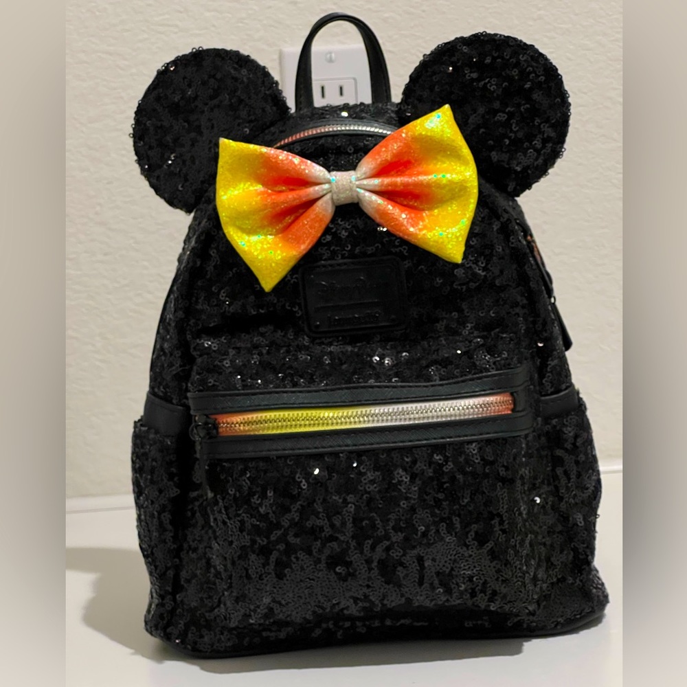 Preloved 2019 Disney Halloween Loungefly Backpack